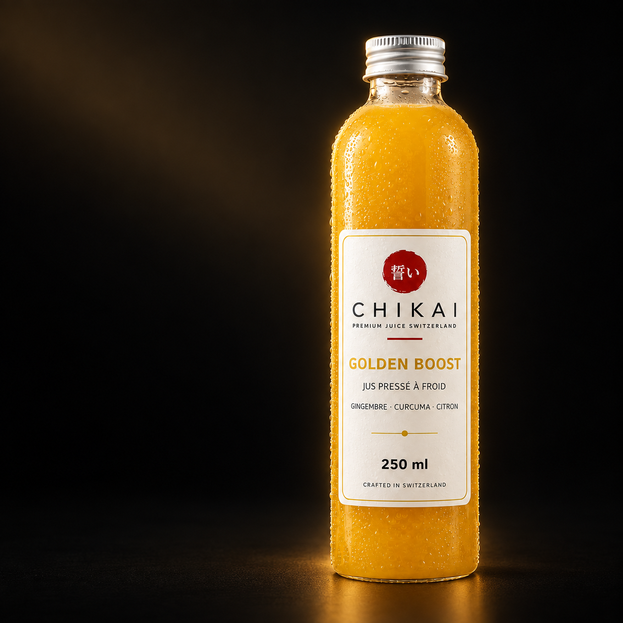 Bouteille CHIKAI Golden Boost 250 ml sur fond noir